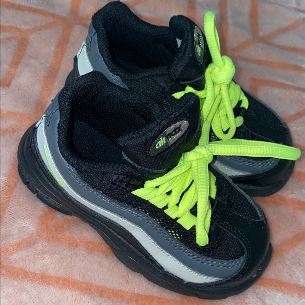 Nike vapor Max unisex toddler size 7